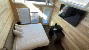 061A Grand Canyon South Rim Chalet with King Bed and Loft
